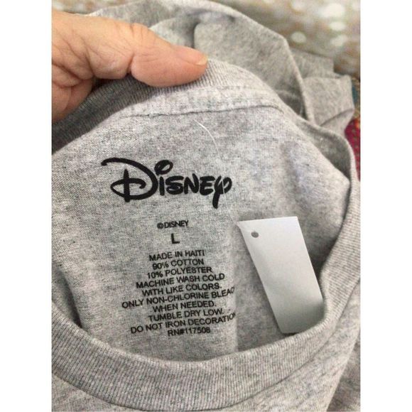 NWT DISNEY Mickey Mouse Men’s Size Large Unisex Tee New - Picture 10 of 14